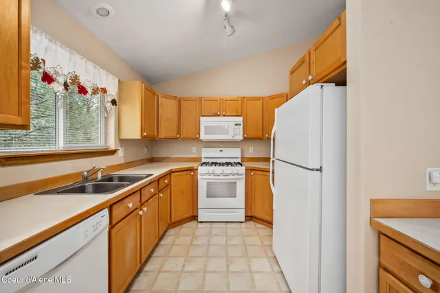 $749,000 | 30296 North Wheatridge Road, Athol, ID 83801