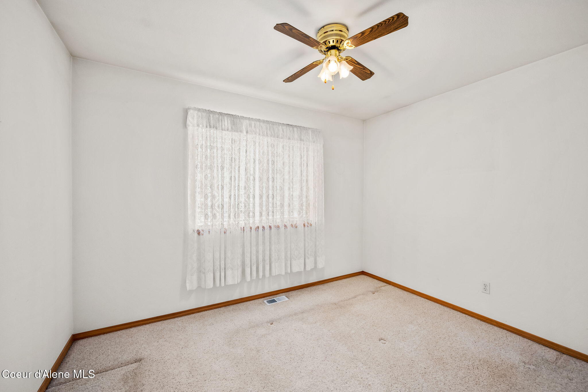 30296 North Wheatridge Road Athol, ID 83801 - Photo 19 of 48 34-web-or-mls-DSC_4726