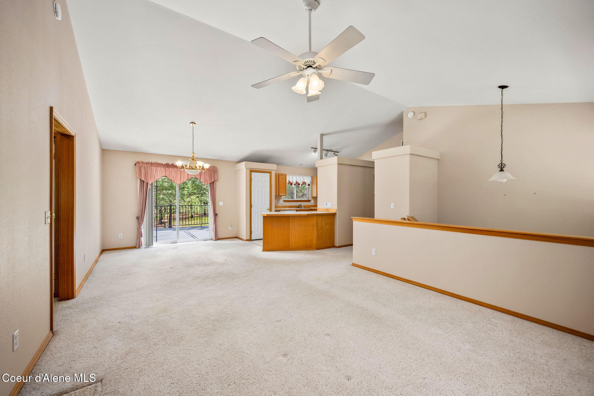 30296 North Wheatridge Road Athol, ID 83801 - Photo 8 of 48 23-web-or-mls-DSC_4783