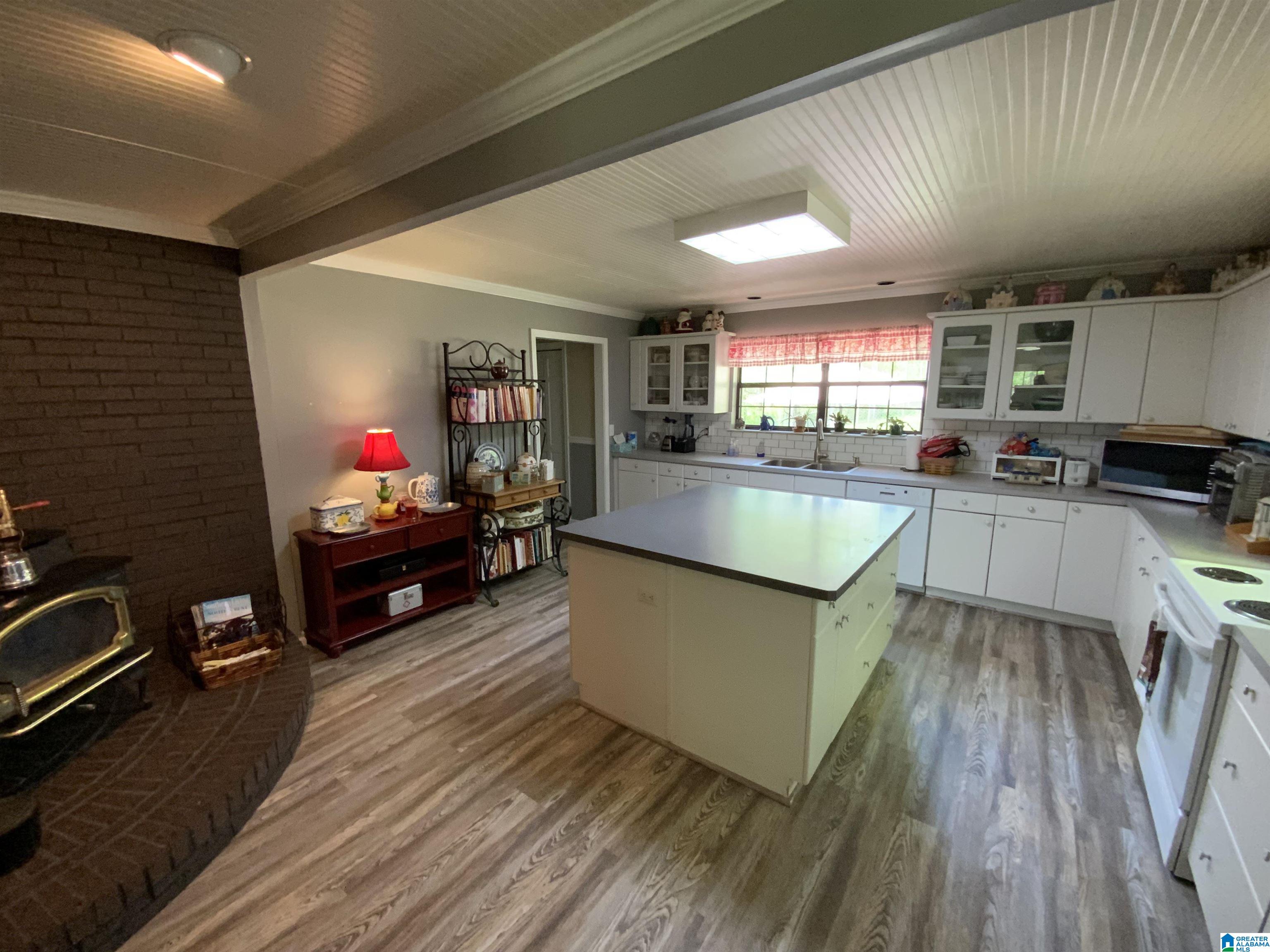 7515 Mack Hicks Road Trussville, AL 35173 - Photo 4 of 22