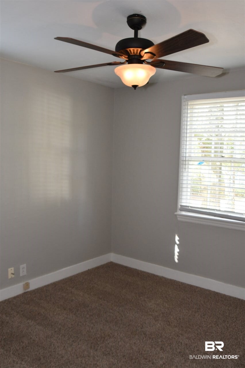 268 Border Drive West Mobile, AL 36608 - Photo 2 of 17