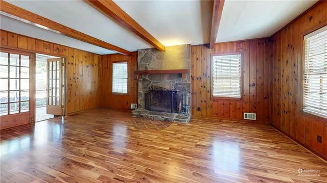 $345,000 | 74 Oakridge Drive Southeast, Cartersville, GA 30121