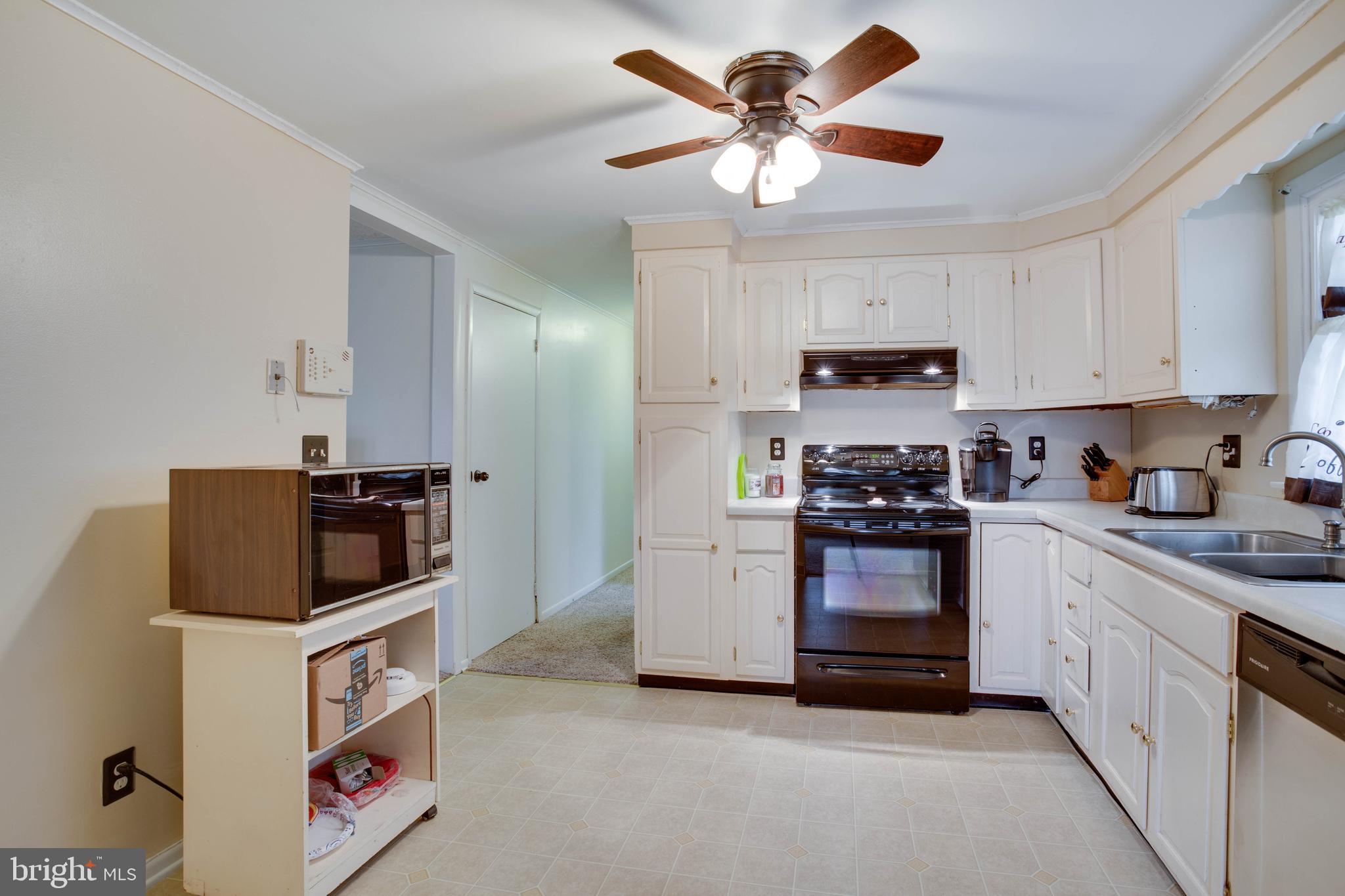 2185 Cove Point Road Lusby, MD 20657 - Photo 6 of 43