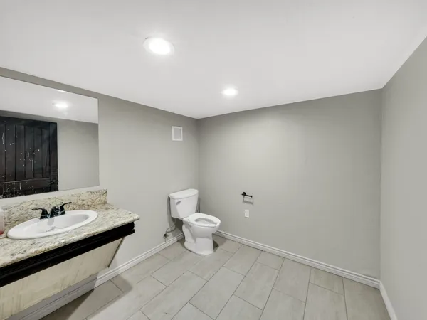 $849,000 | 106 West Main Street, Pilot Point, TX 76258