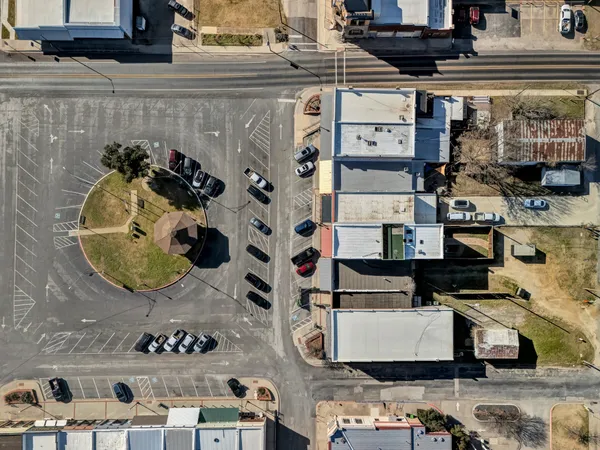 $849,000 | 106 West Main Street, Pilot Point, TX 76258