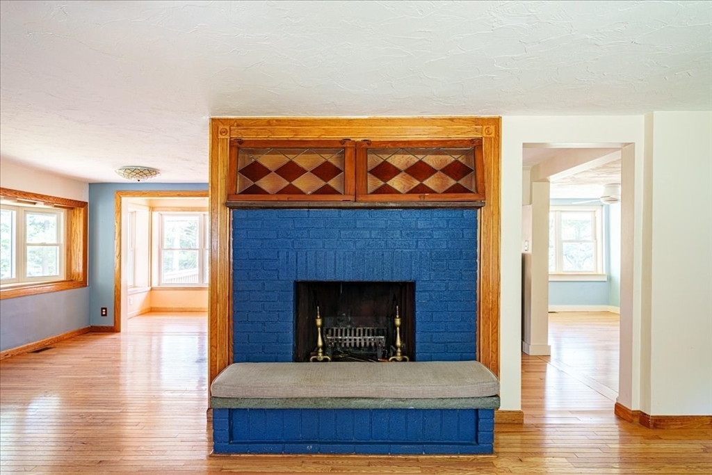 13 Shore Avenue Maynard, MA 01754 - Photo 16 of 23