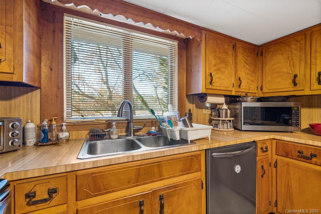 211 Rocky View Road Taylorsville, NC 28681 - Photo 10 of 45 Gallery Image 10