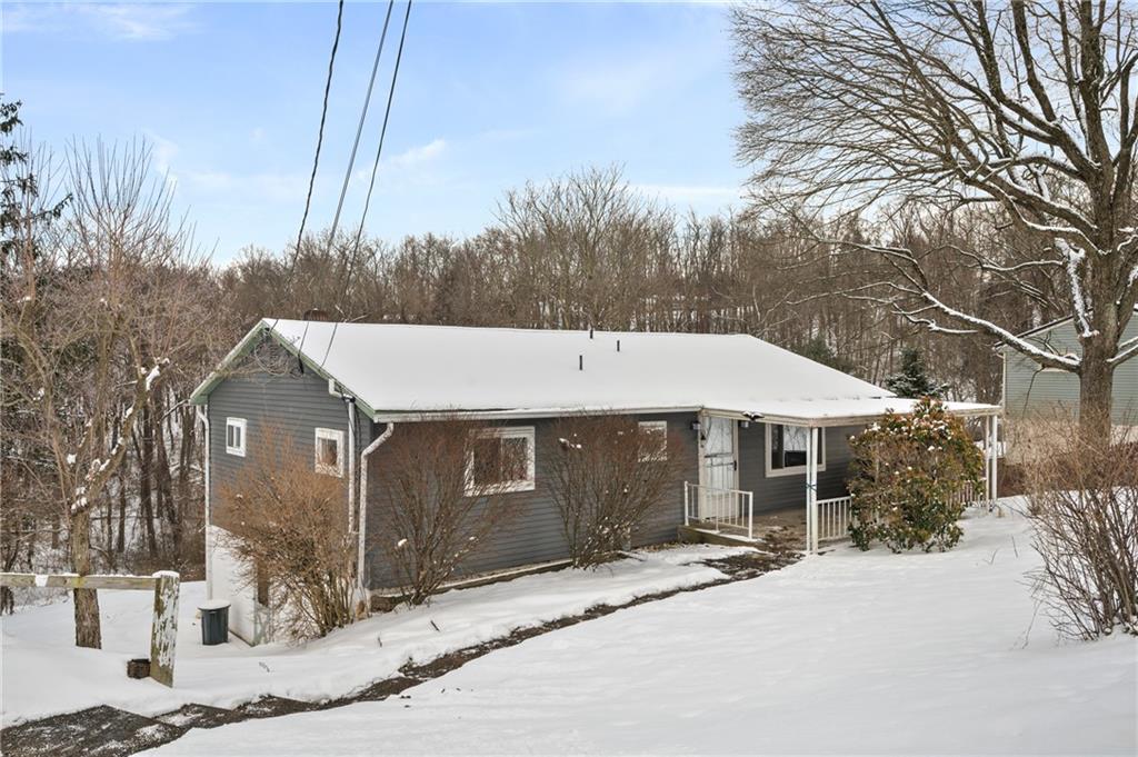 185 Foxwood Road Coraopolis, PA 15108 - Photo 1 of 38