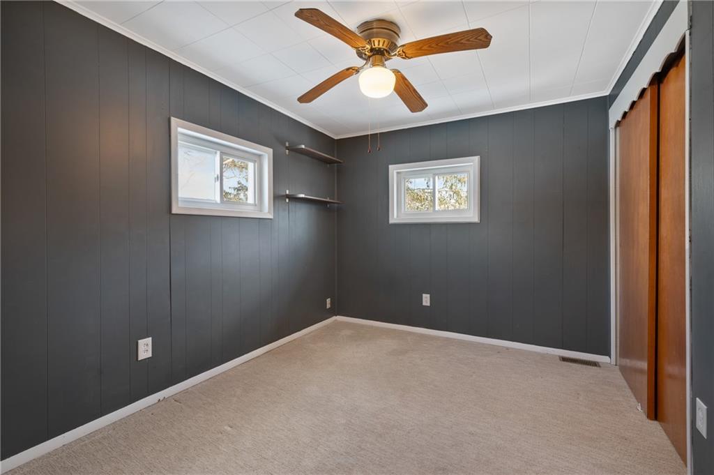 185 Foxwood Road Coraopolis, PA 15108 - Photo 15 of 38