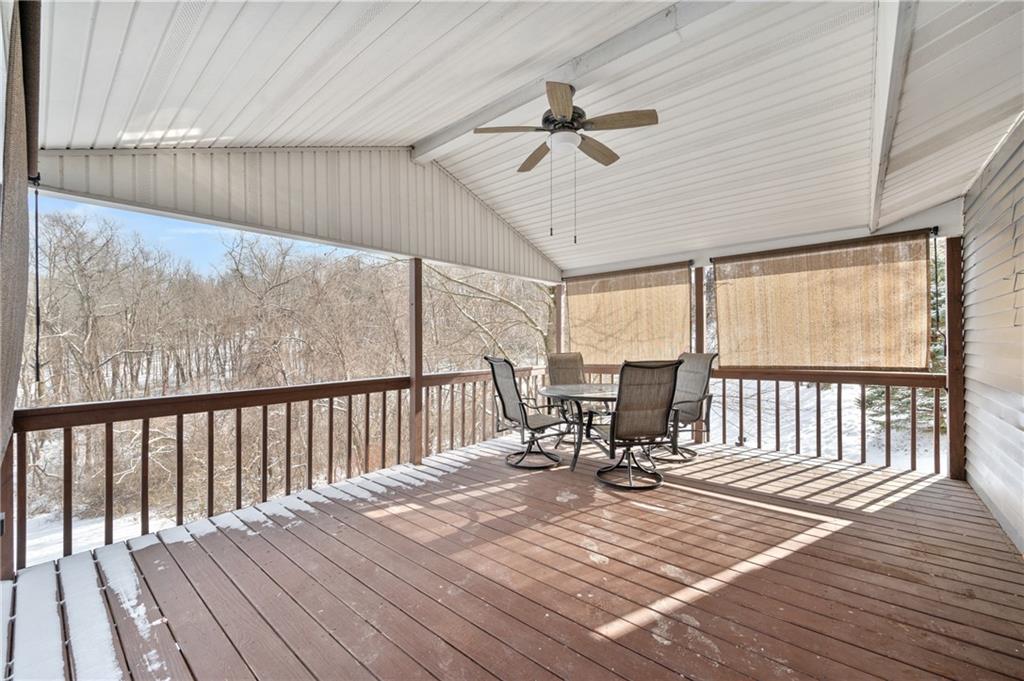 185 Foxwood Road Coraopolis, PA 15108 - Photo 26 of 38