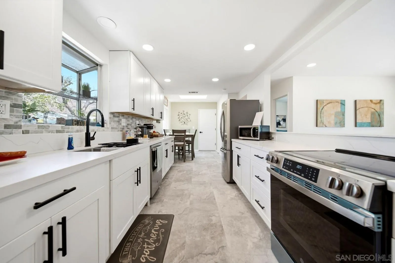 817 Arboleda Road El Cajon, CA 92021 - Photo 9 of 34