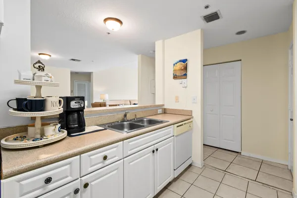$3,500 | 1200 Town Center Drive, Unit 326, Jupiter, FL 33458