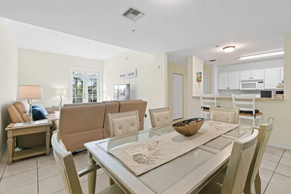 $3,500 | 1200 Town Center Drive, Unit 326, Jupiter, FL 33458