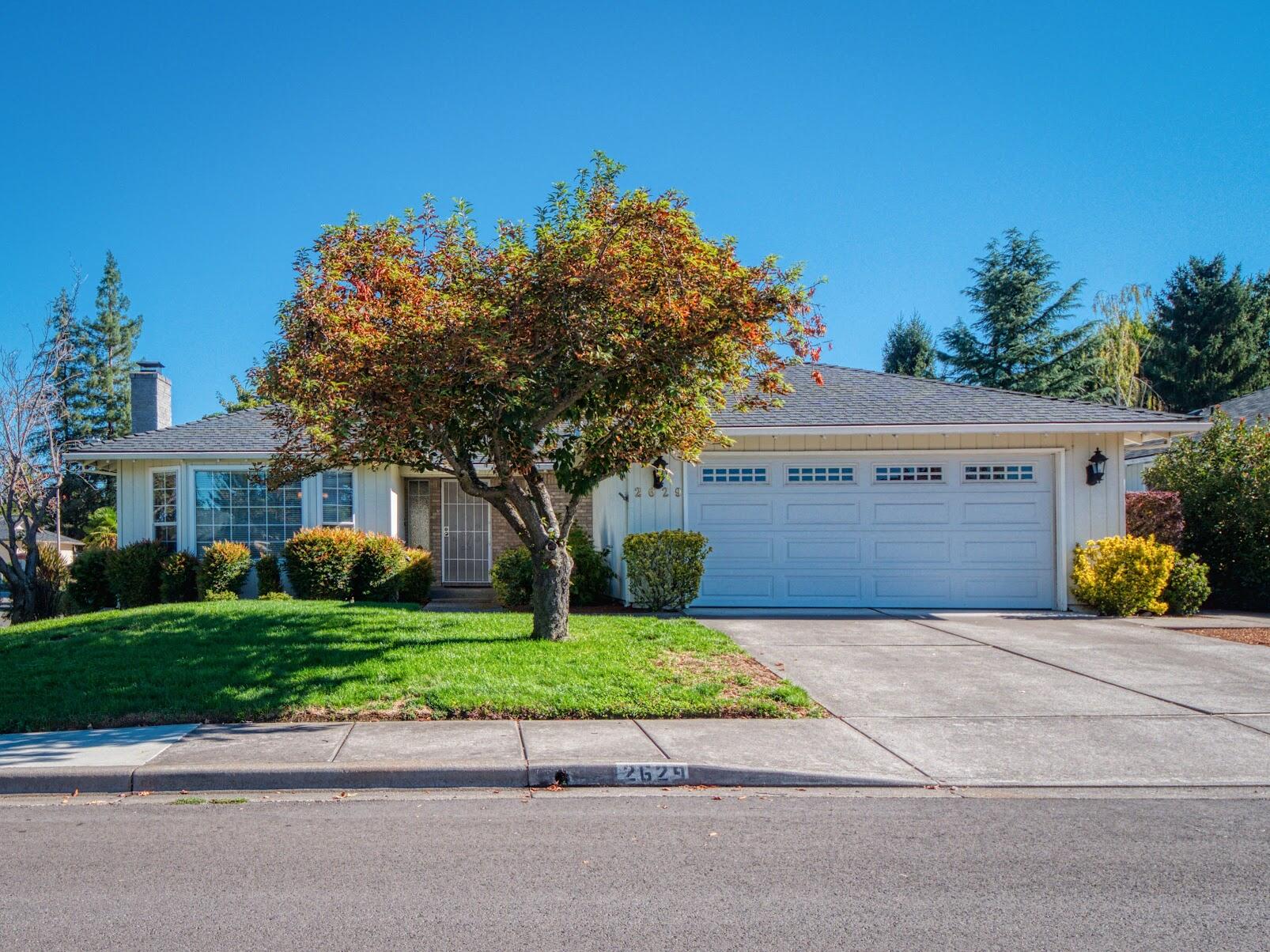 2629 Roberts Road Medford, OR 97504 - Photo 2 of 35 Front 5