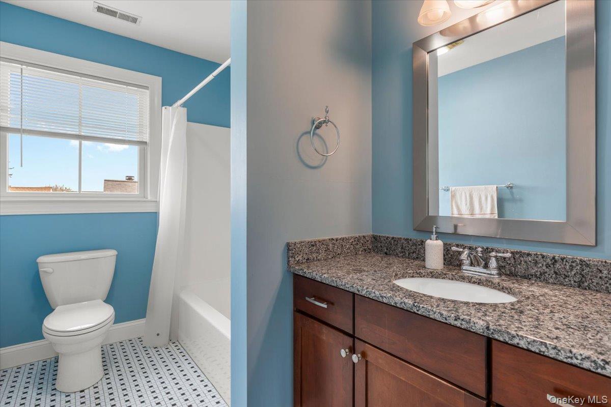 90 Central Avenue Rye, NY 10580 - Photo 16 of 22