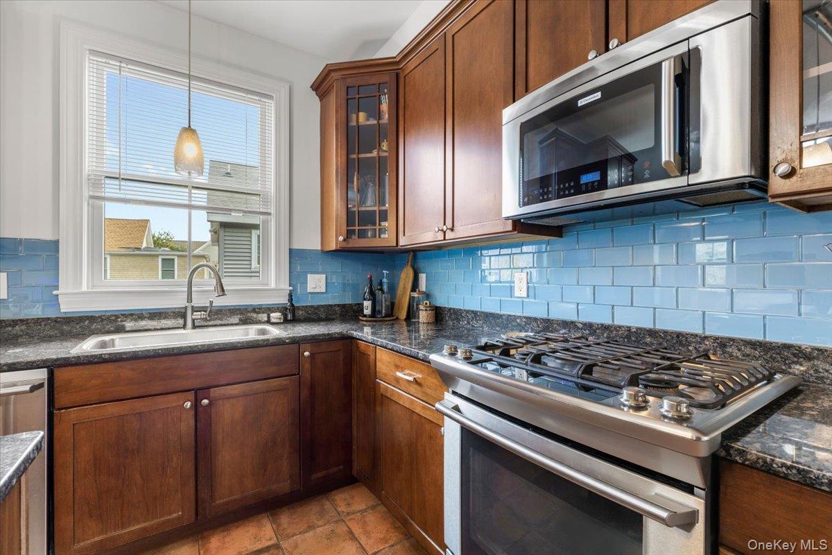 90 Central Avenue Rye, NY 10580 - Photo 9 of 22