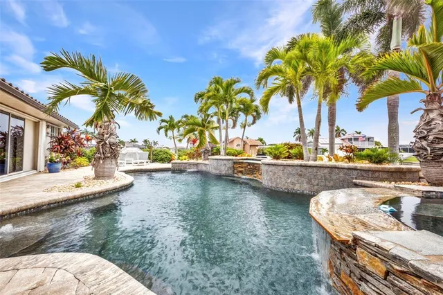 $1,196,000 | 250 Freeport Court, Punta Gorda, FL 33950