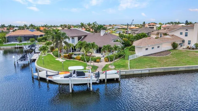 $1,196,000 | 250 Freeport Court, Punta Gorda, FL 33950