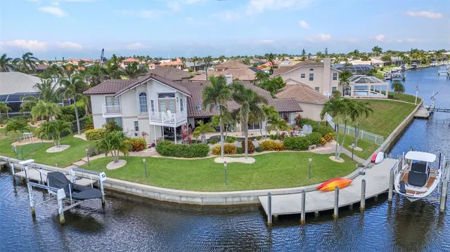 $1,196,000 | 250 Freeport Court, Punta Gorda, FL 33950