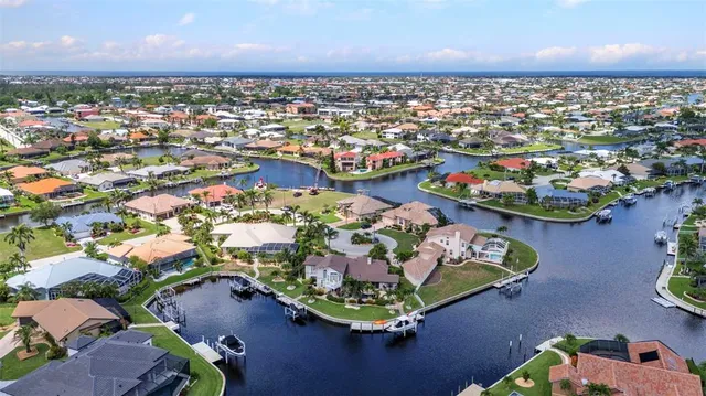 $1,196,000 | 250 Freeport Court, Punta Gorda, FL 33950