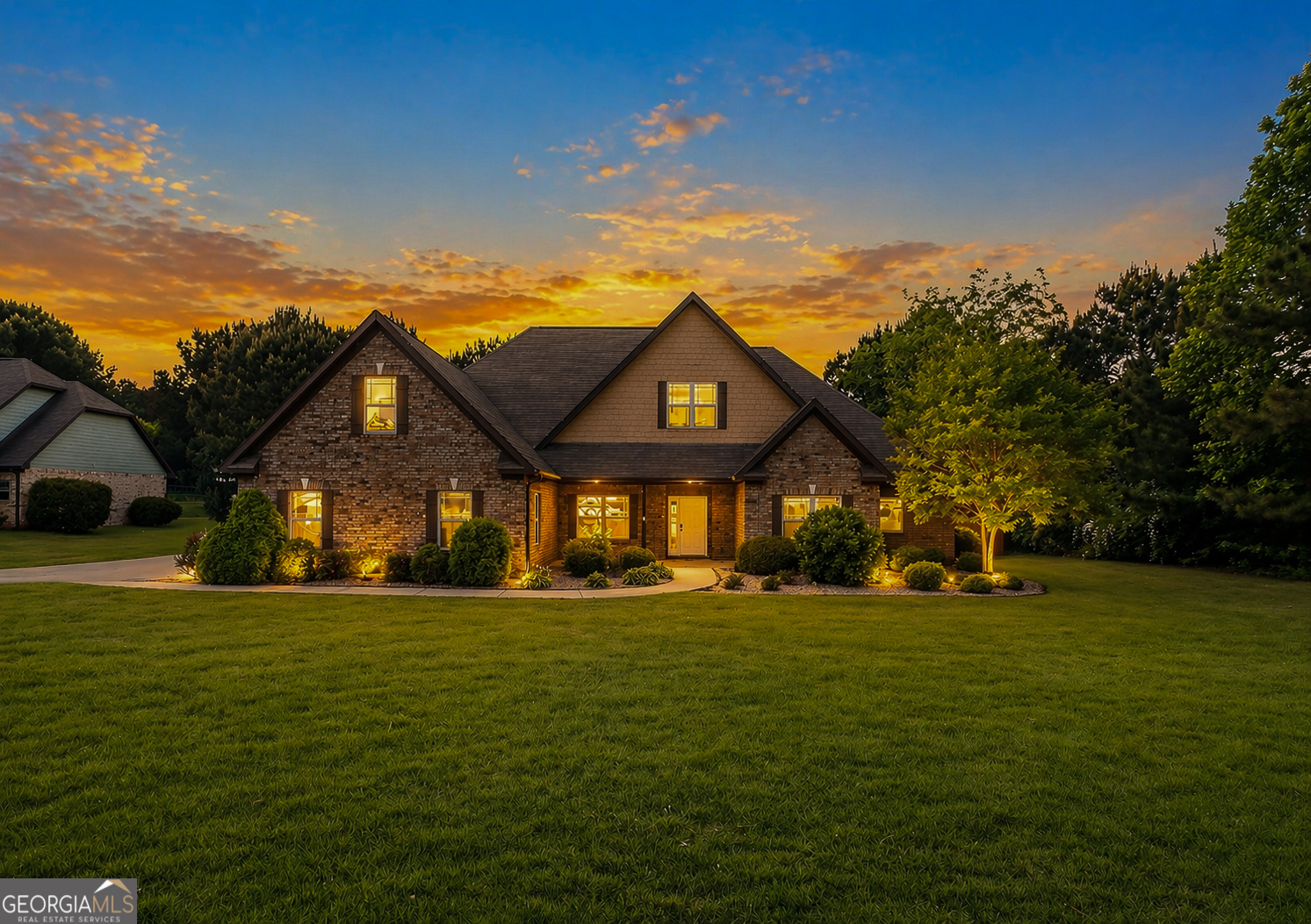 103 Huntington Way Williamson, GA 30292 - Photo 2 of 37