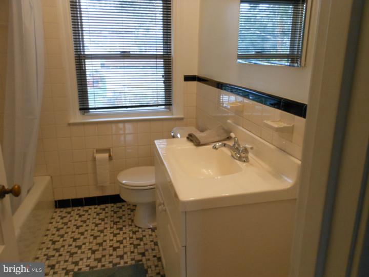 153 Flintlock Road Drexel Hill, PA 19026 - Photo 13 of 13 Bathroom