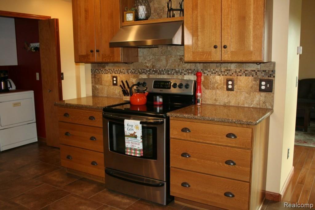 5545 Lyons Road Attica, MI 48412 - Photo 3 of 26 IMG_5839.jpg