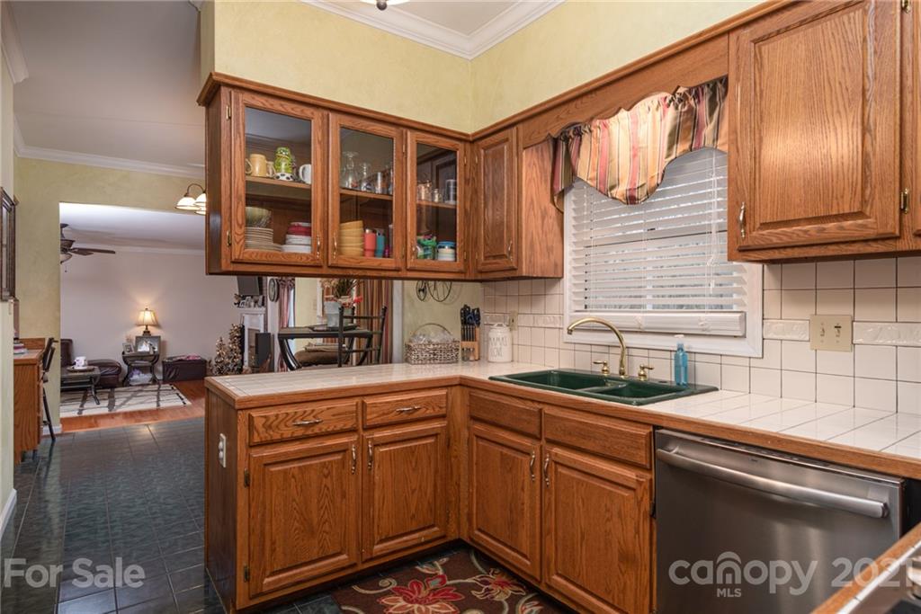 258 Hephzibah Church Road Crouse, NC 28033 - Photo 9 of 32 Gallery Image 9