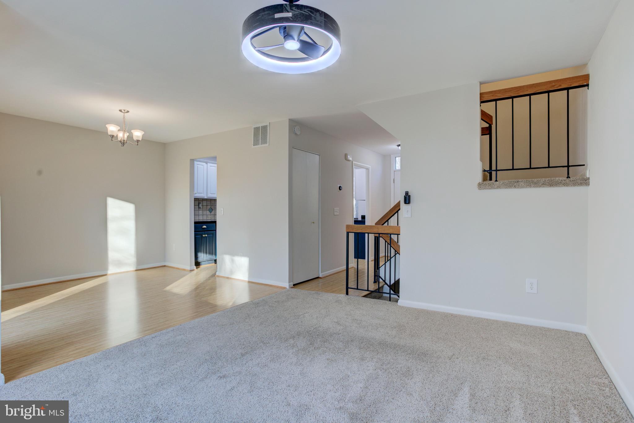 11908 Barrel Cooper Court Reston, VA 20191 - Photo 16 of 40 Spacious living area with natural light.