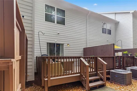 $334,900 | 1472 Liberty Parkway Northwest, Atlanta, GA 30318