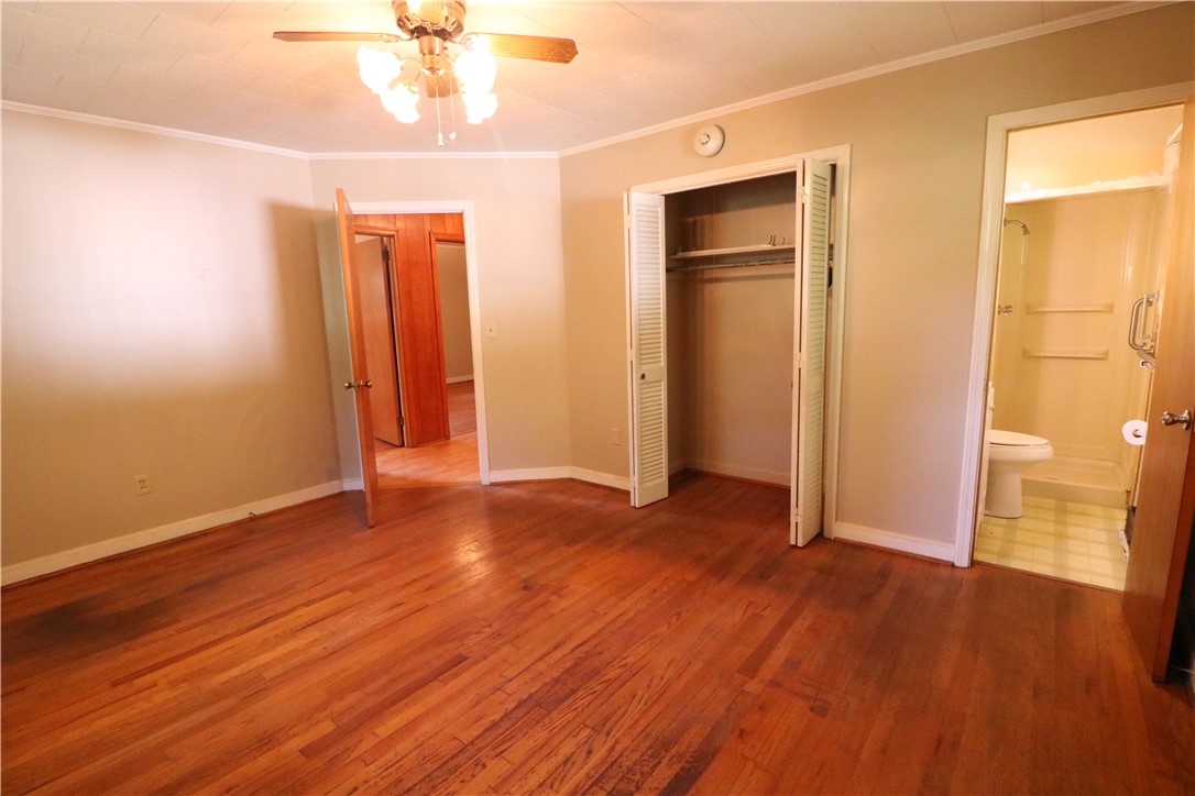 115 Carson Road Seneca, SC 29678 - Photo 17 of 36 Owner suite