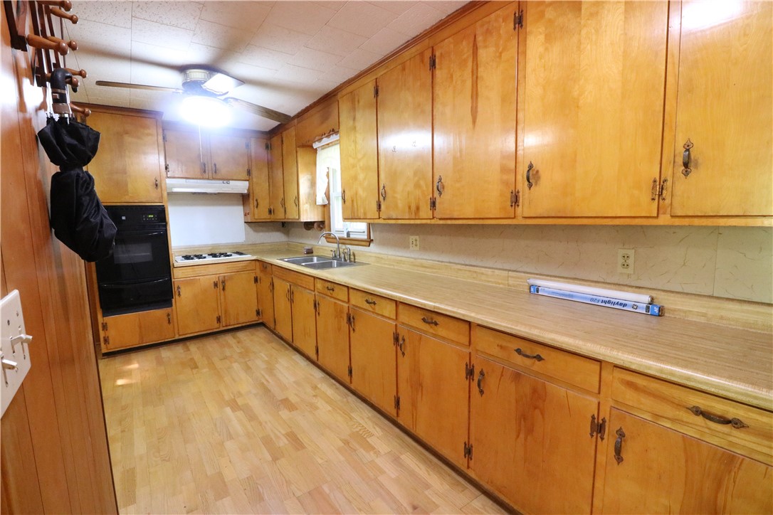 115 Carson Road Seneca, SC 29678 - Photo 3 of 36 Gallery Image 3