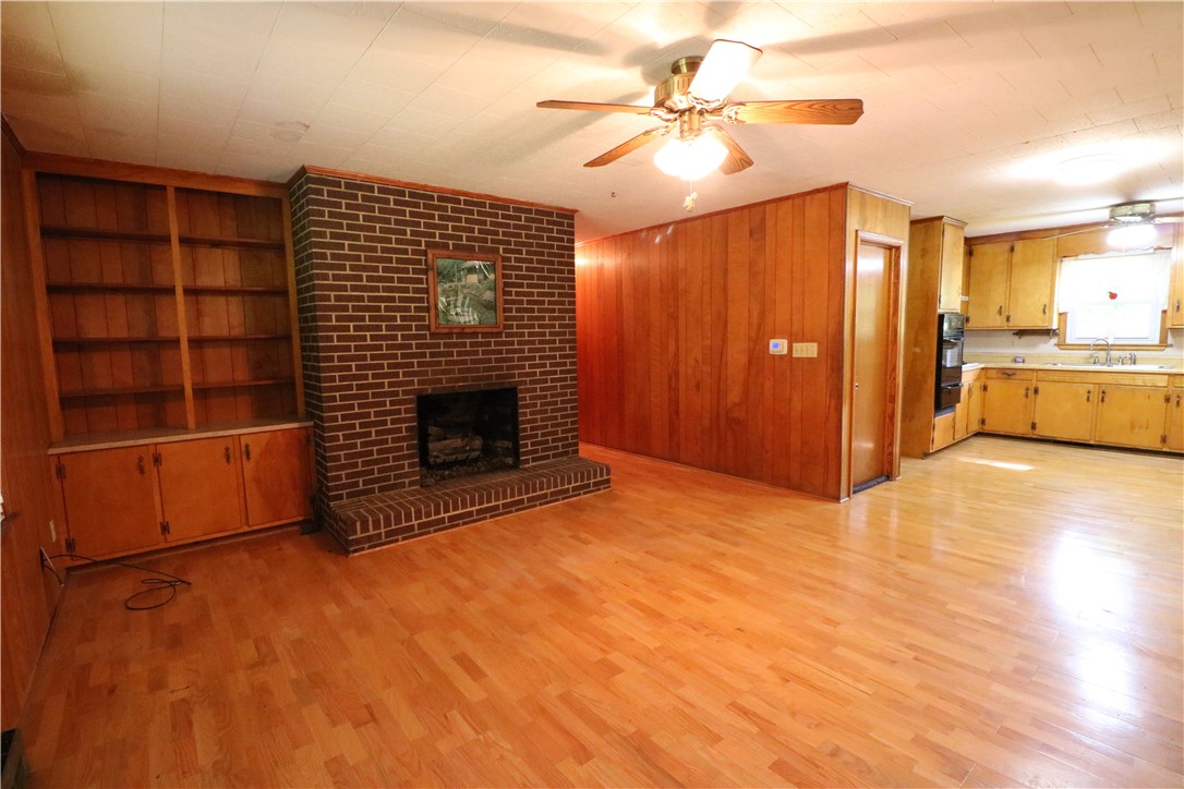 115 Carson Road Seneca, SC 29678 - Photo 6 of 36 Den