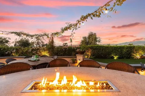 $2,388,000 | 1842 Avenida Mimosa, Encinitas, CA 92024