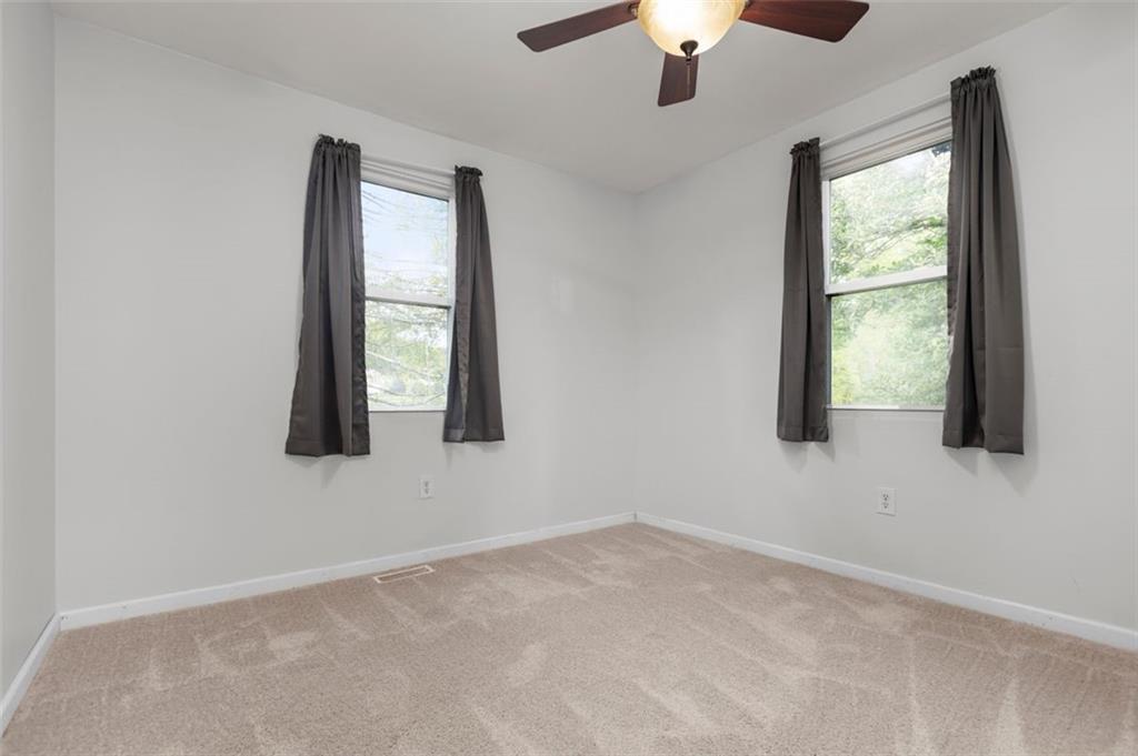 331 Old Ewing Road Carnegie, PA 15106 - Photo 18 of 24 Gallery Image 18