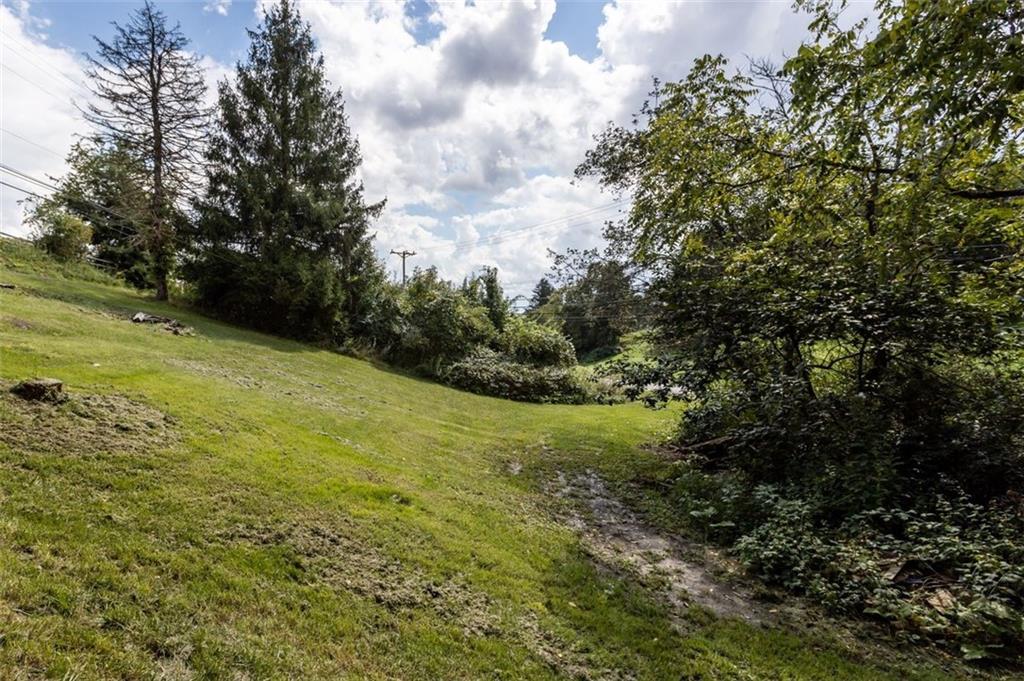 331 Old Ewing Road Carnegie, PA 15106 - Photo 22 of 24 Gallery Image 22