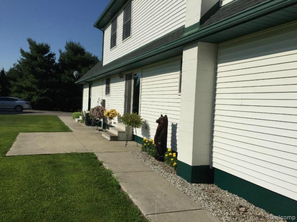 3128 Breen Road Emmett, MI 48022 - Photo 4 of 45