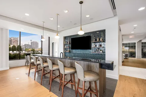 $875,000 | 1212 Laurel Street, Unit 1213, Nashville, TN 37203