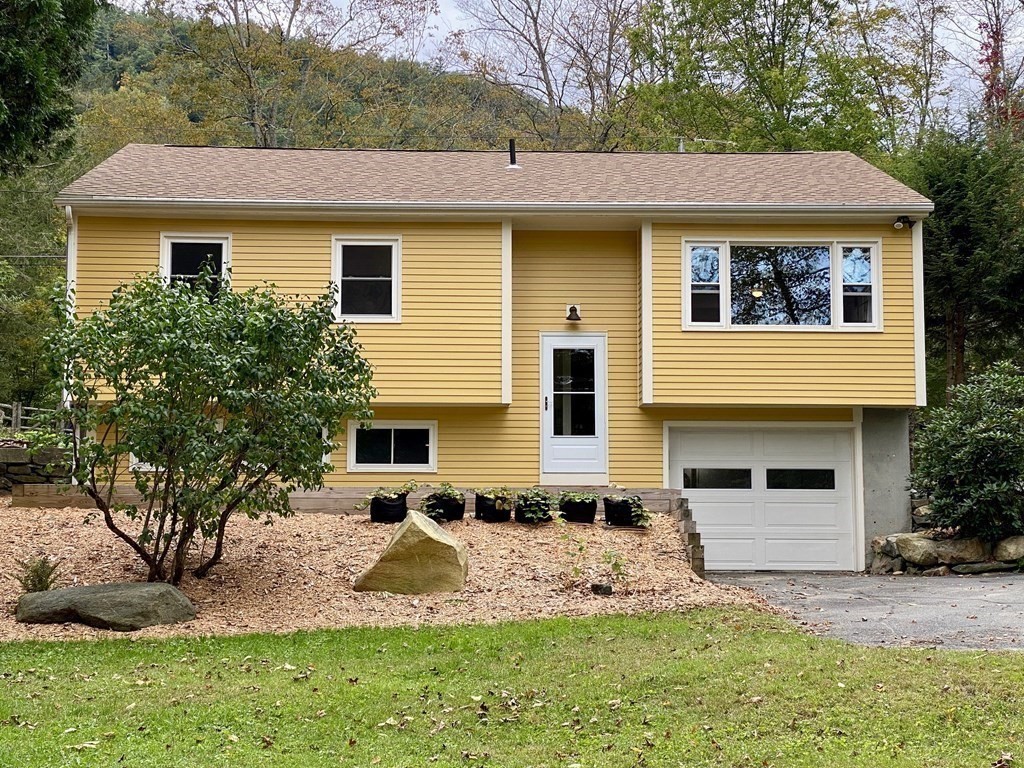 21 Walker Road Buckland, MA 01370 - Photo 4 of 41