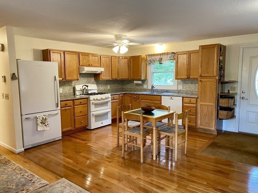 21 Walker Road Buckland, MA 01370 - Photo 9 of 41