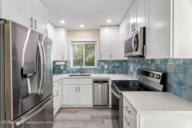 $5,000 | 1702 North L Street, Lake Worth, FL 33460