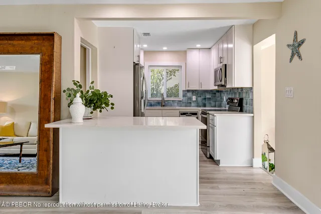 $5,000 | 1702 North L Street, Lake Worth, FL 33460