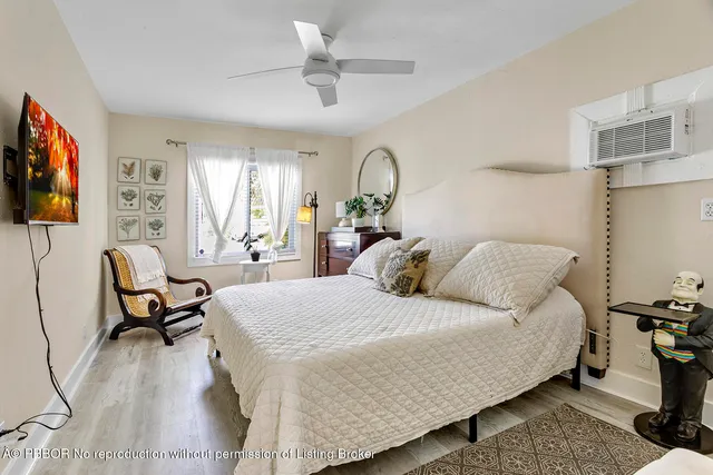 $5,000 | 1702 North L Street, Lake Worth, FL 33460