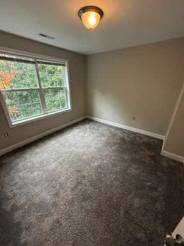 $2,800 | 25 Sheffield Drive, Dover, NH 03820