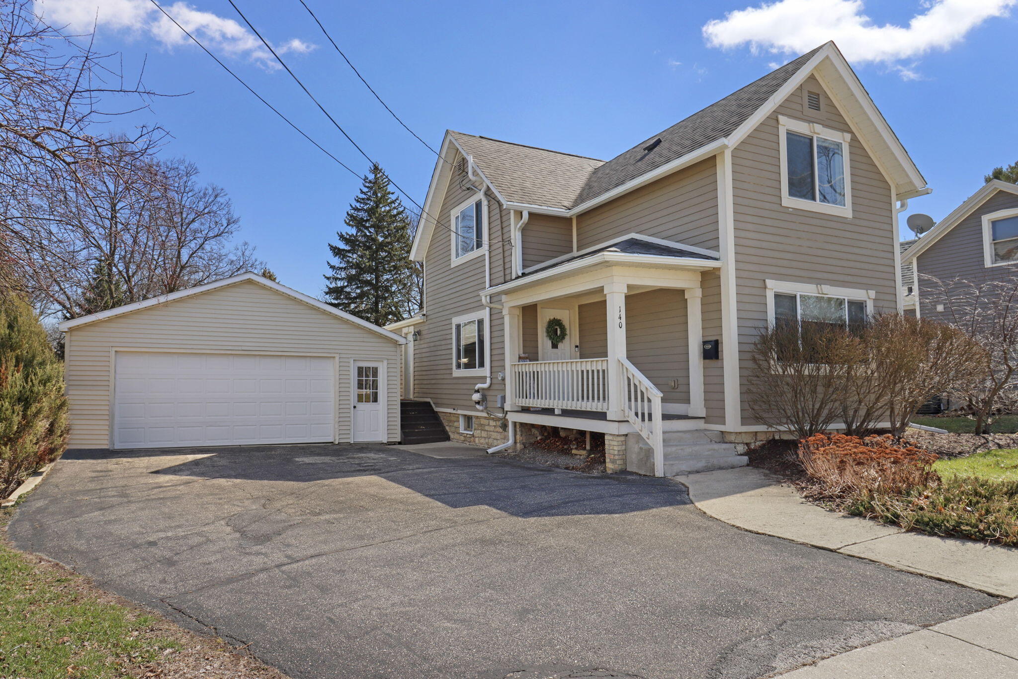 1-web-or-mls-140 Randolph St, Burlington