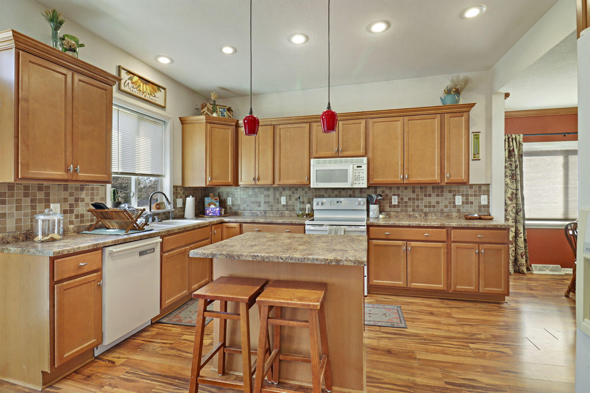 140 Randolph Street Burlington, WI 53105 - Photo 5 of 26 5-web-or-mls-140 Randolph St, Burlington