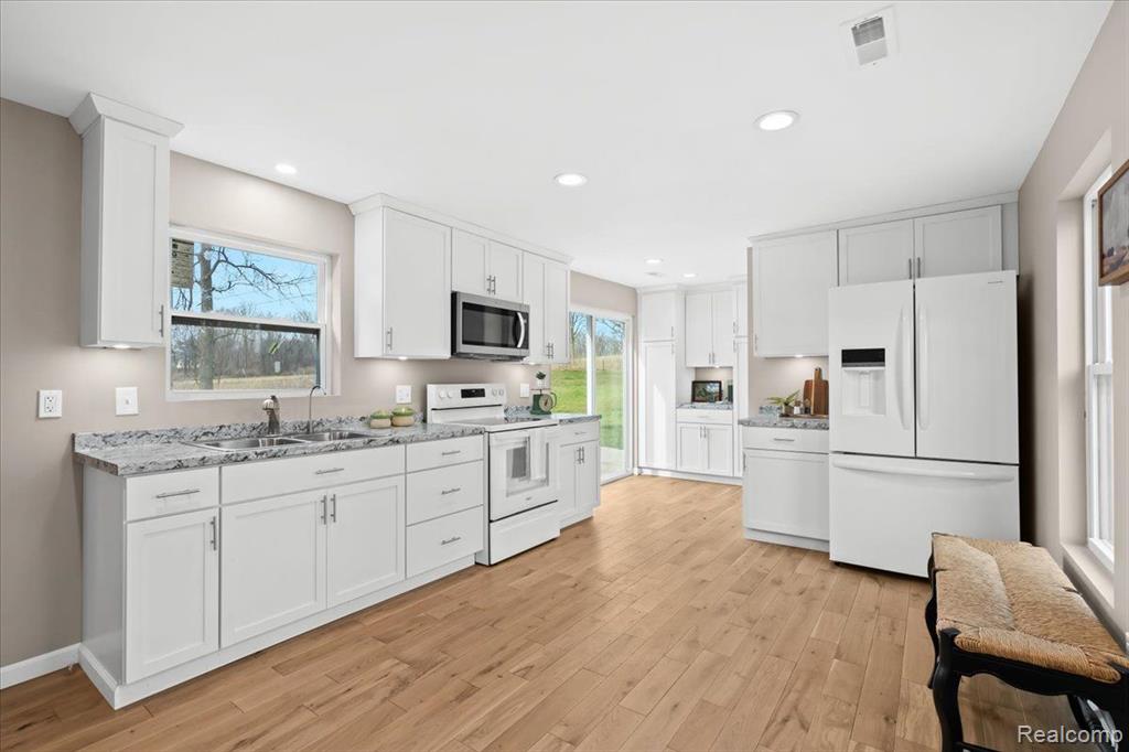 2845 East Dryden Road Metamora, MI 48455 - Photo 17 of 31 Gallery Image 17