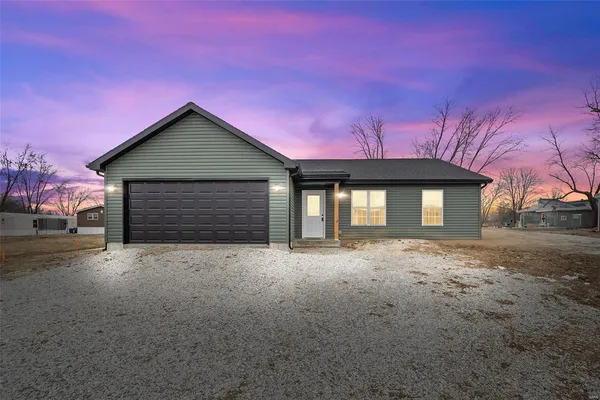 $257,000 | 121 Elm Tree Road, Moscow Mills, MO 63362