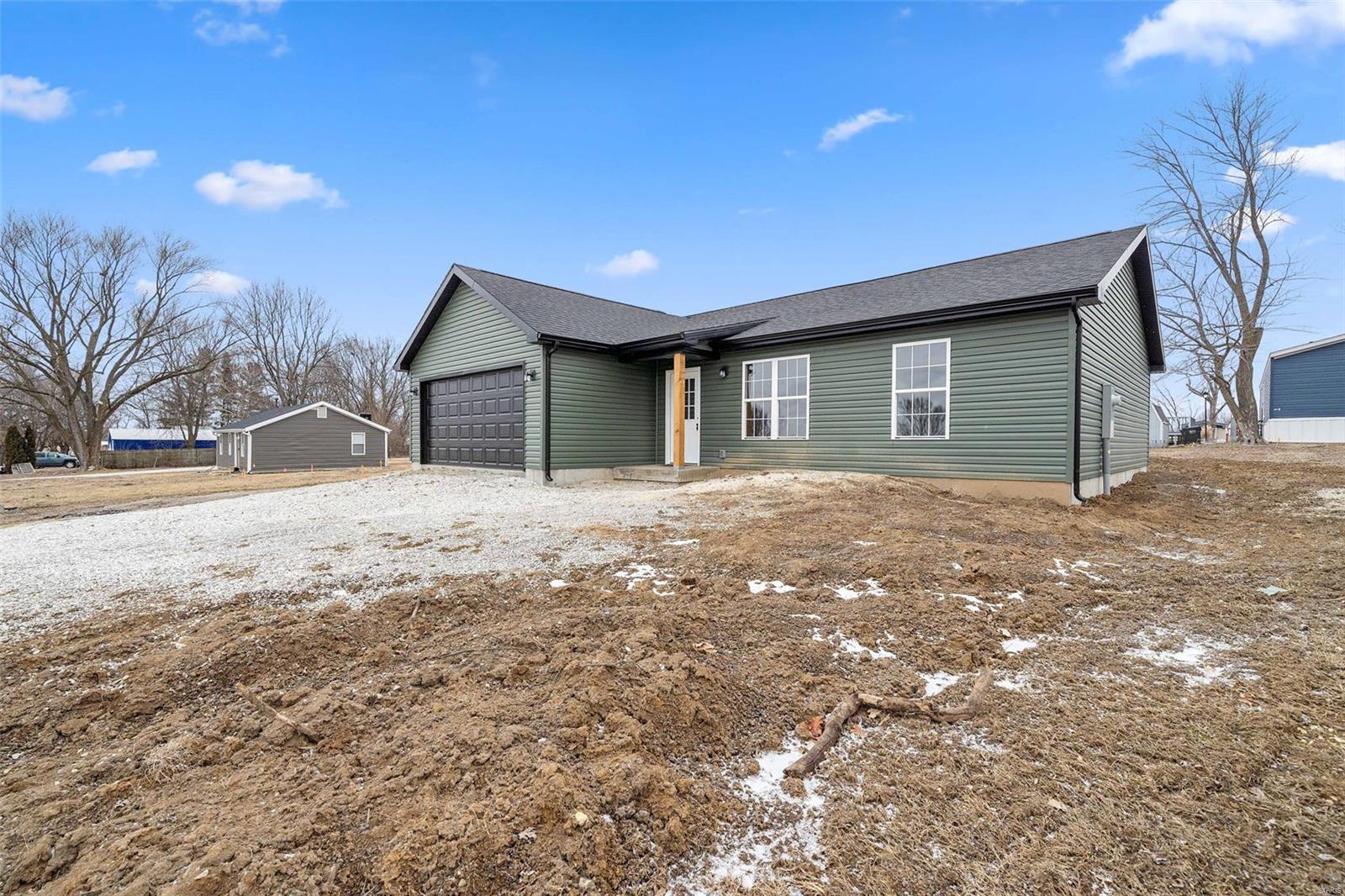 121 Elm Tree Road Moscow Mills, MO 63362 - Photo 2 of 27