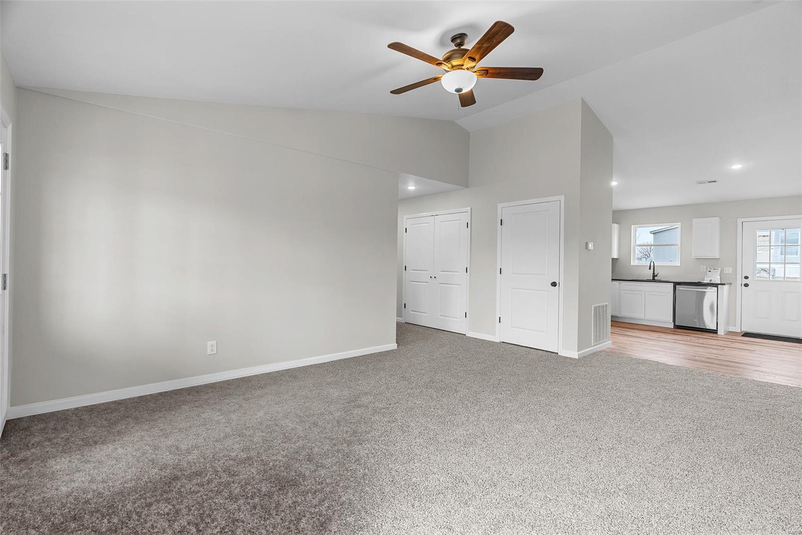 121 Elm Tree Road Moscow Mills, MO 63362 - Photo 6 of 27